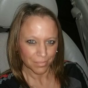 Meet your Posher, Alicia